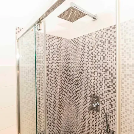 Aurora District Roomy Duplex Апартаменты Турин