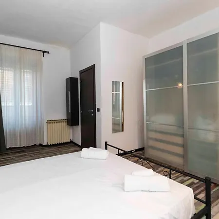 Aurora District Roomy Duplex Turin