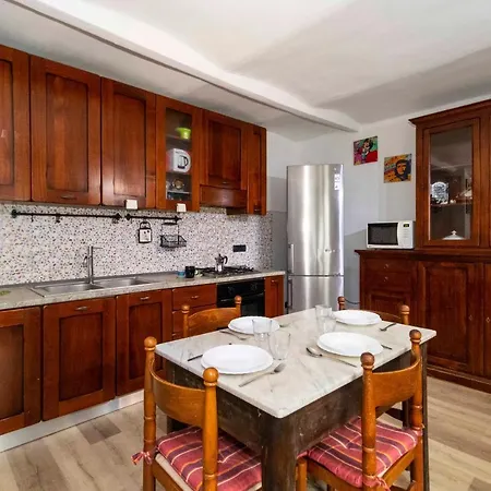Aurora District Roomy Duplex Turin
