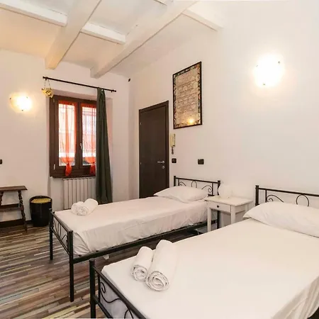 Aurora District Roomy Duplex Lägenhet Turin
